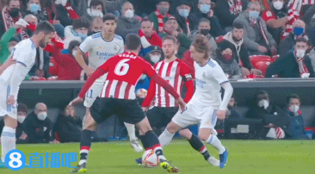 [德甲]迪亚斯破门凯恩建功 拜仁客场4-0大胜海登海姆