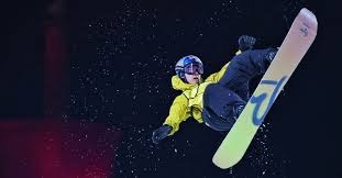 东契奇未完的复仇：三双缔造纪录，独行侠总经理沦为背景板